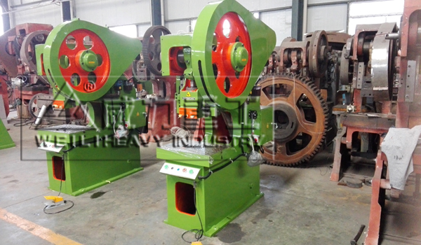 25噸固定臺(tái)鋼板深喉沖床急停無法復(fù)位問題分析