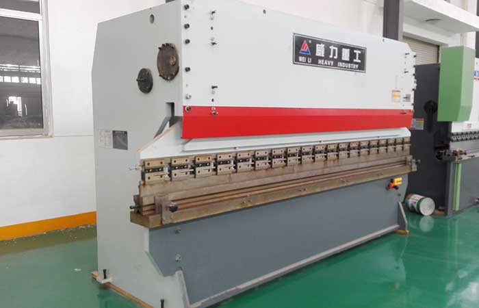 WC67Y-160T/3200液壓折彎?rùn)C(jī),160噸3米2液壓數(shù)控折彎?rùn)C(jī)